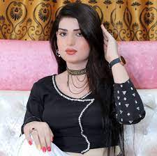 24/7 Urwa Khan Dance